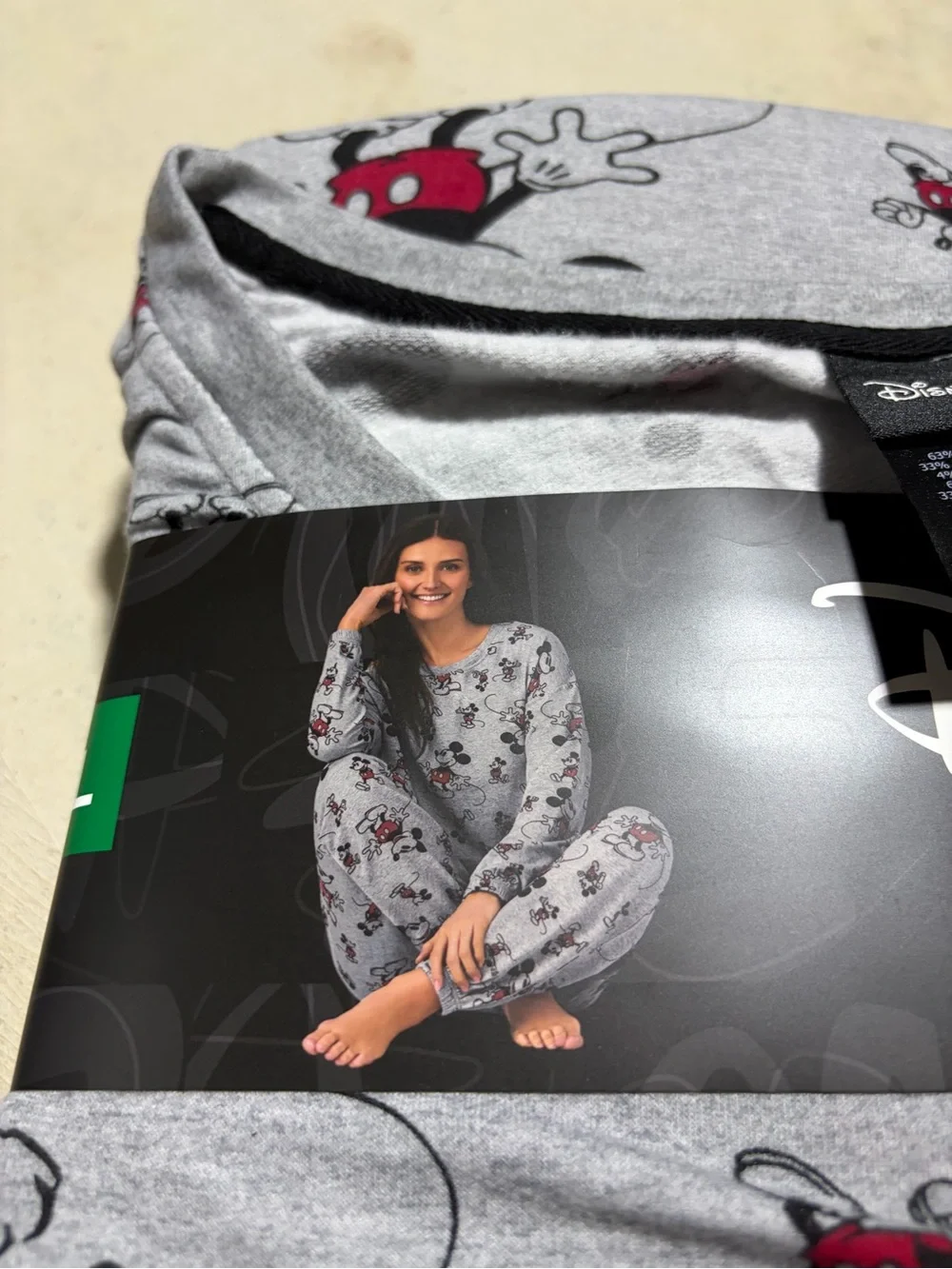 Disney NWT Gray Mickey Mouse 2-Piece Lounge Set XL pajamas - Picture 5 of 8